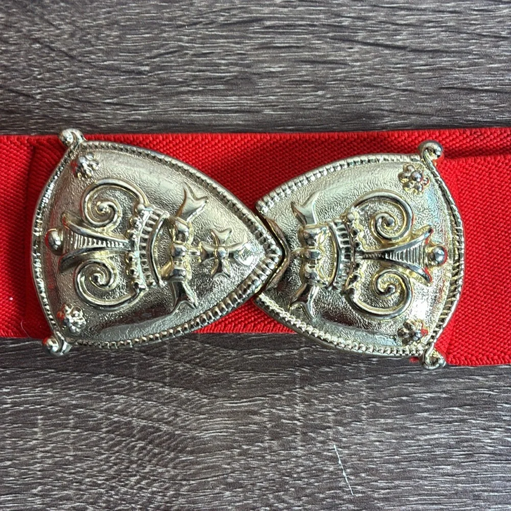 Vintage 80’s Elegant XS Red Belt with Gold Buckle